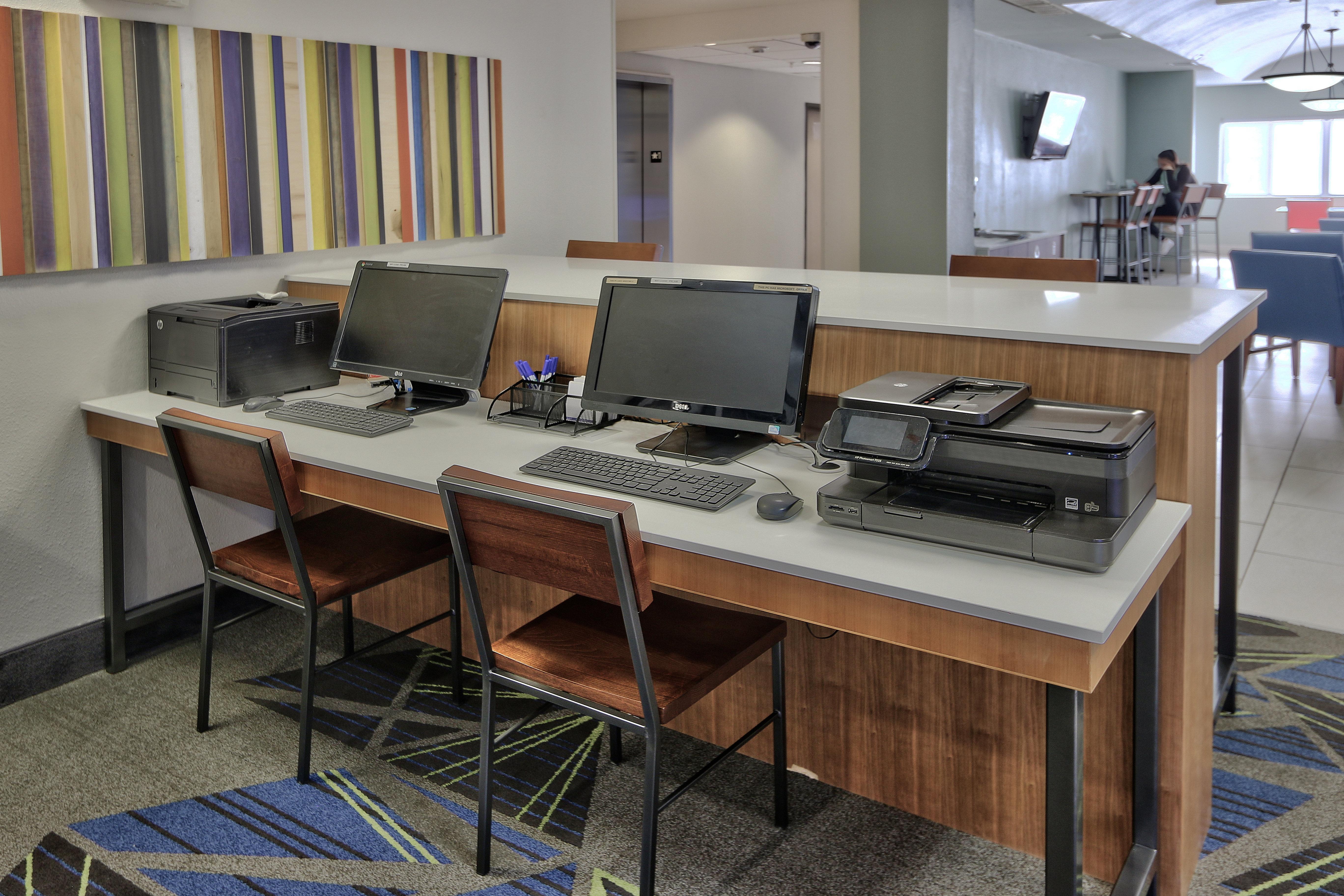 Holiday Inn Express & Suites Portales By Ihg Exterior foto